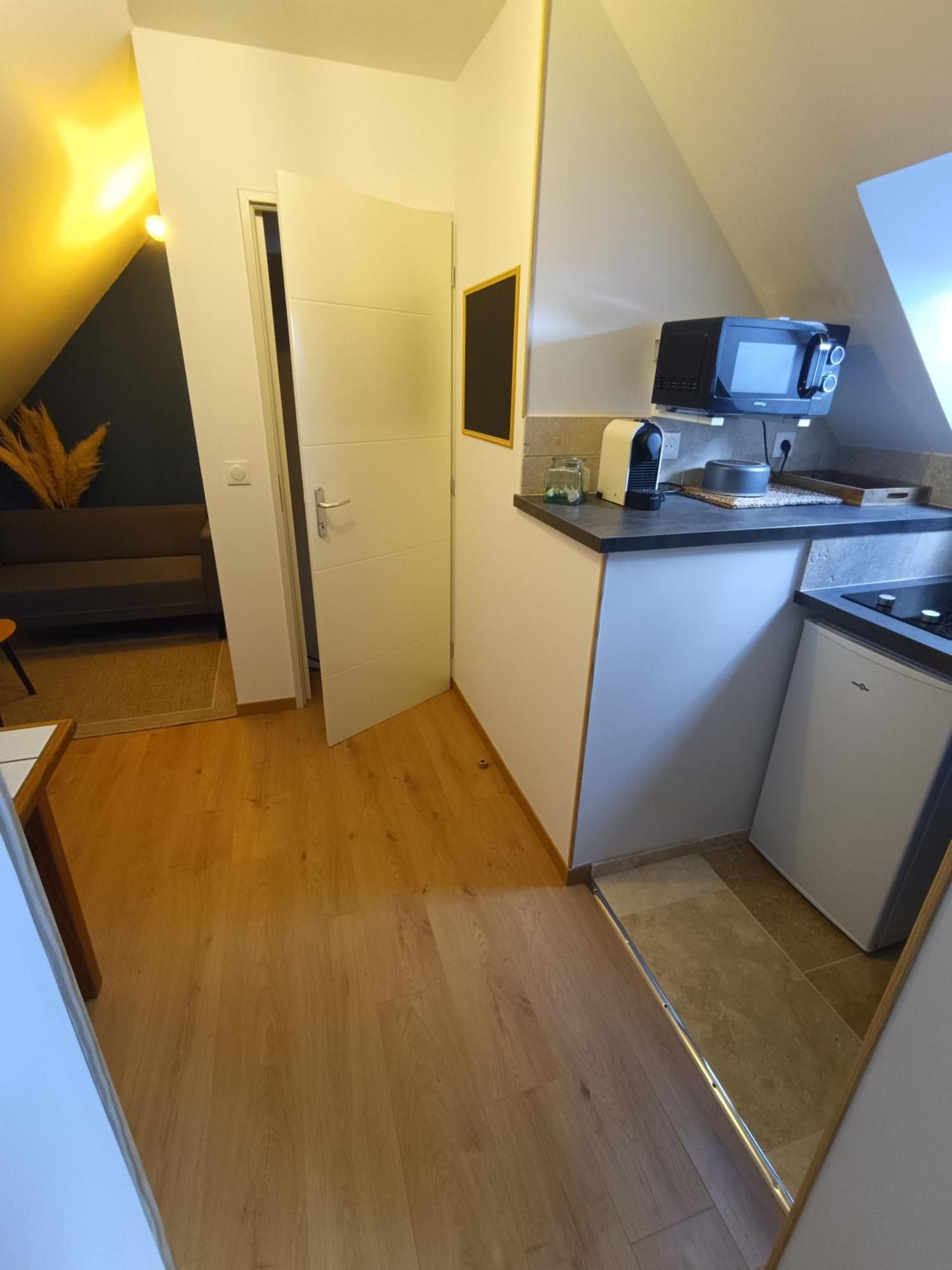 Au Cosy Apartment Autheuil-Authouillet Bagian luar foto